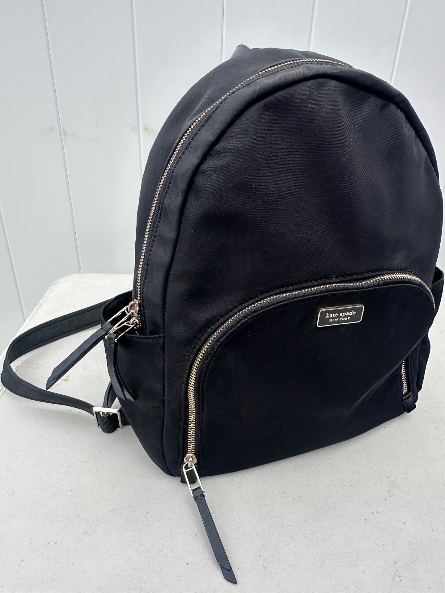 Kate Spade New York Black Large Backpack Purse for Women
- Excellent Condition Kate Spade New York Carter Nylon Cargo Large Backpack in the  main image 4