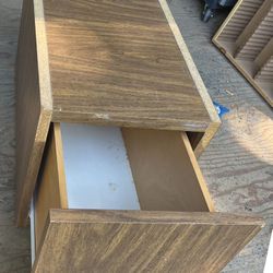 Rolling drawer cabinet