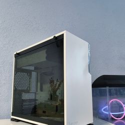 White Gaming PC Case 