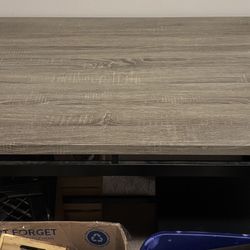 Big Large Desk Table (47.25 in L x 29.5 in H x 31.5 in W) (vinyl wood)