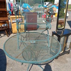 Wrought iron Table And 1 Chair