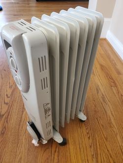 Cuori HD904-A7Q 1500-Watt Electric Oil-Filled Radiant Portable Heater for  Sale in Duluth, GA - OfferUp