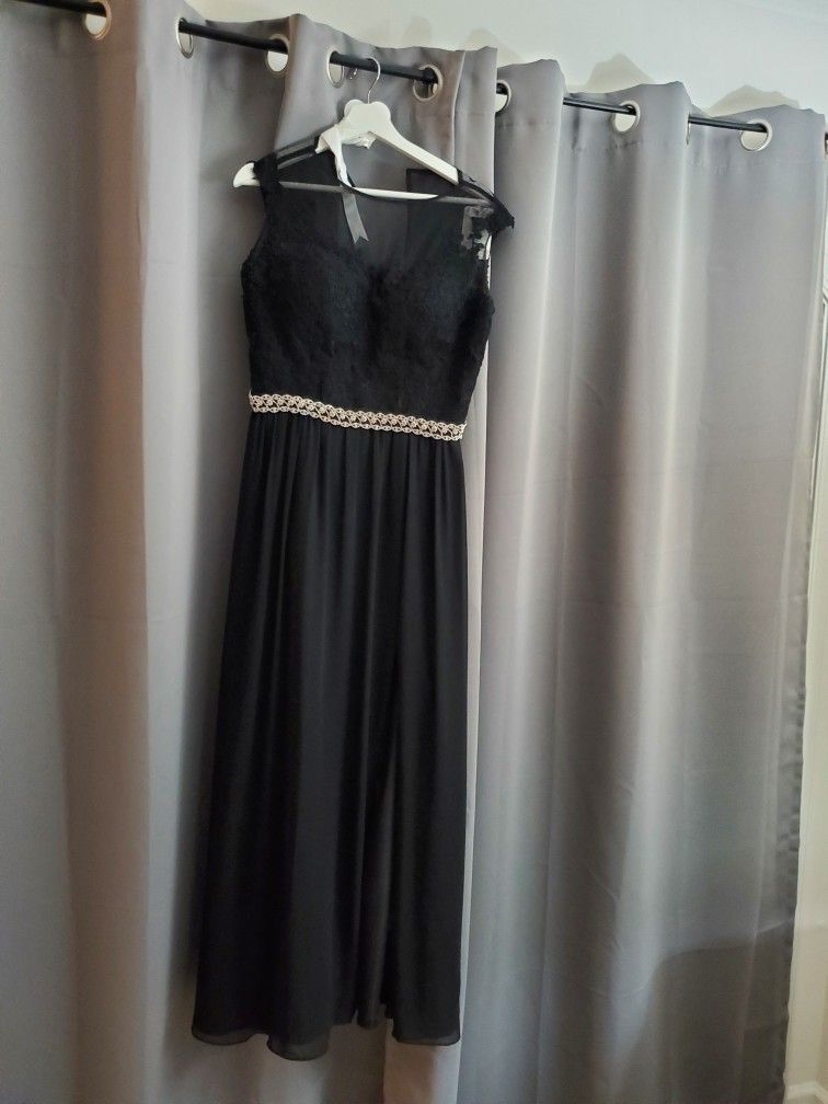 Bridesmaid Da Vinci Dress