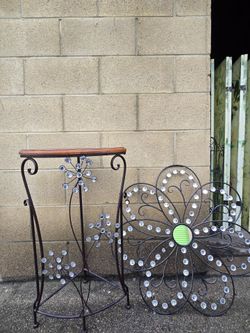 Metal Plant Stand and Flower Wall Mirror