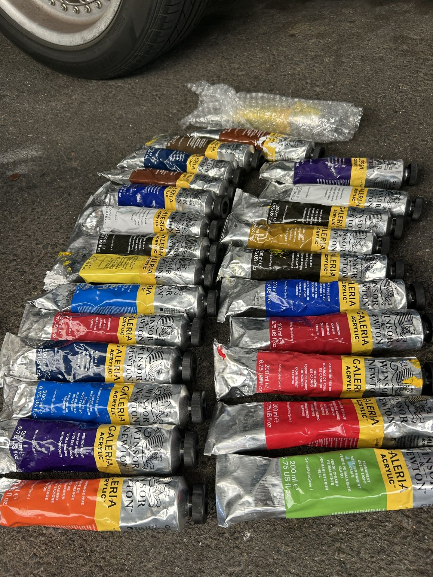 Brand New Acrylic Professional Paint Winsor And Newton