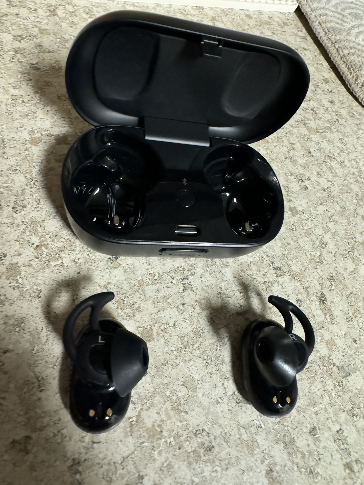 Bose Nighthawk Earbuds
