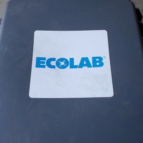 Ecolab DUAL mixing Station ( Model # MS-2P )