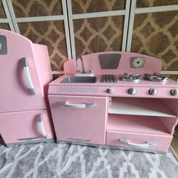 Kidkraft 2 piece pink kitchen