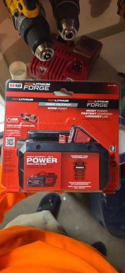Milwaukee battery & charger