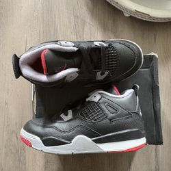 Jordan 4 Retro 
