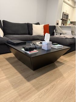 Coffee table diagonal