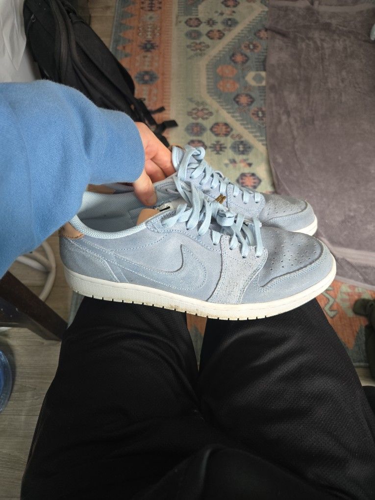 Jordan Retro Low 1s Ice Blue