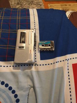 Sony Clear Voice Plus Microcassette Recorder M-560