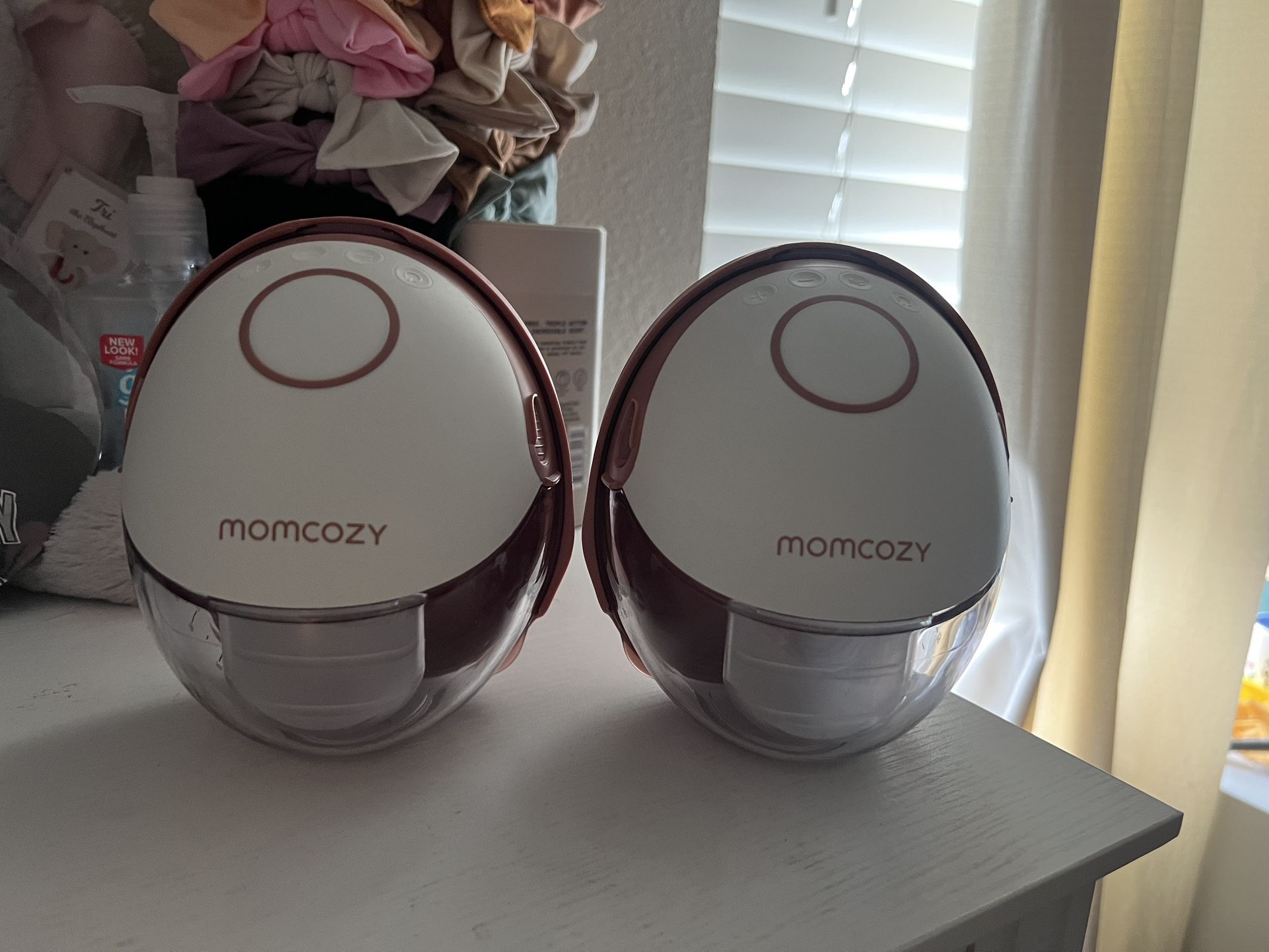 Momcozy M6