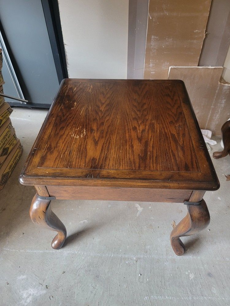 End Table (x2)