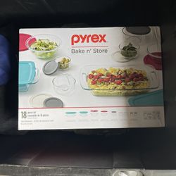 Pyrex Glass Set