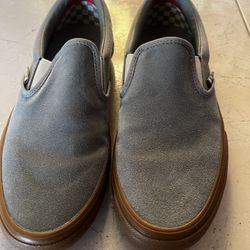Man’s Grey Vans 