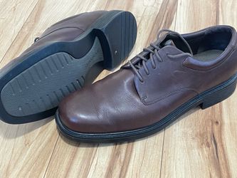 Brown Leather Rockport Dress Shoes