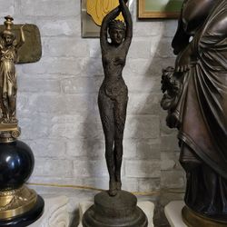 Bronze Statue Chipparus Style