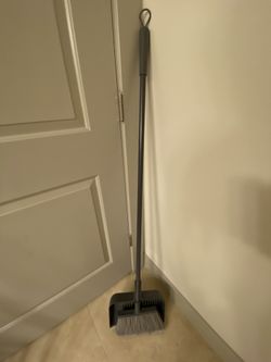 Gray Nice Sleek Broom & Dustpan