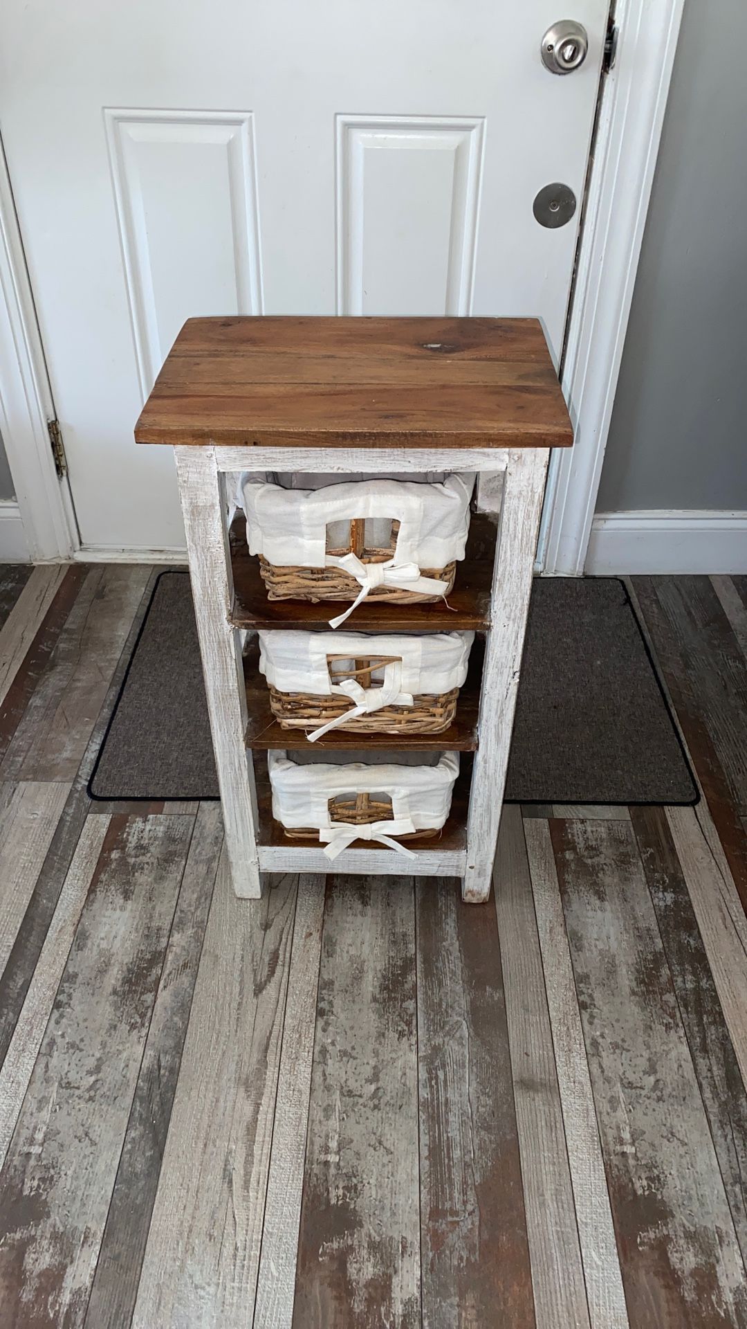 Farmhouse End Table
