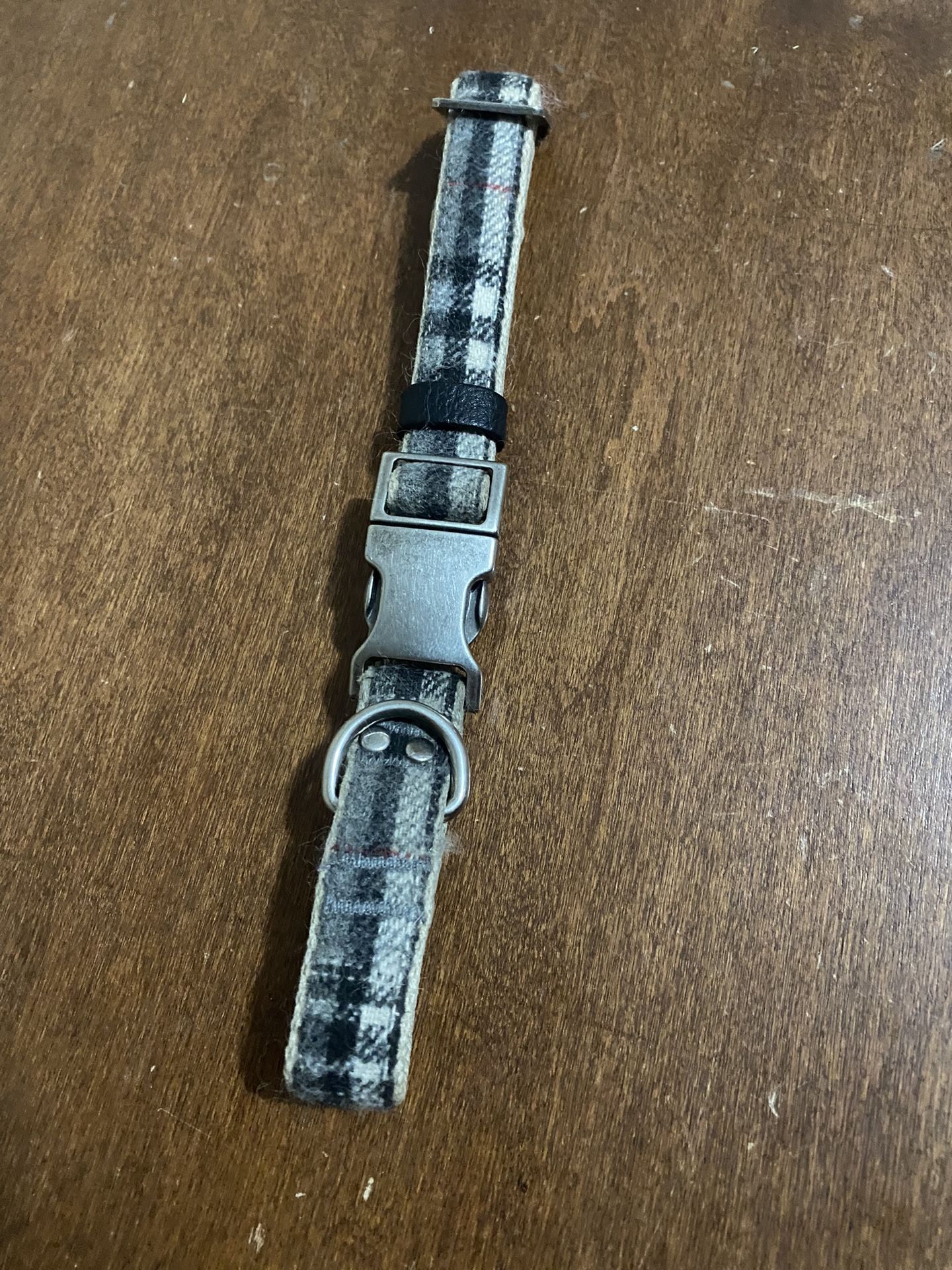 Black and white plaid adjustable dog collar