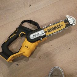 DeWalt Mini Chainsaw 