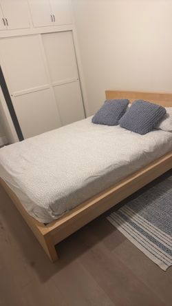 Bed $100