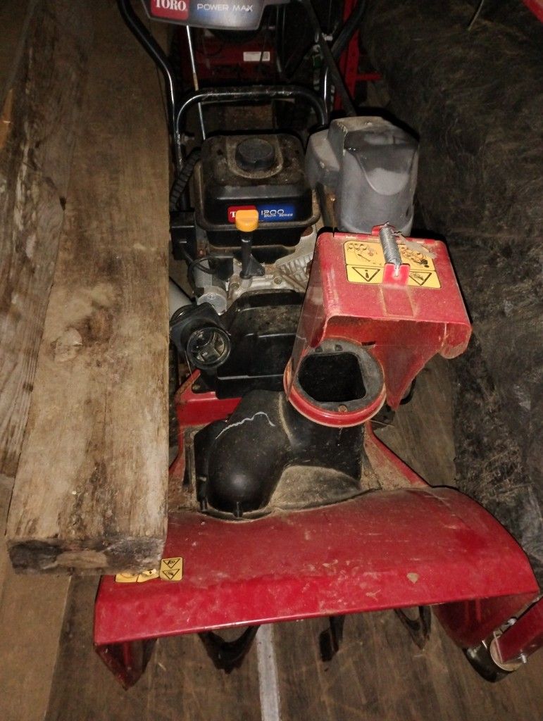 24" Snow Blower
