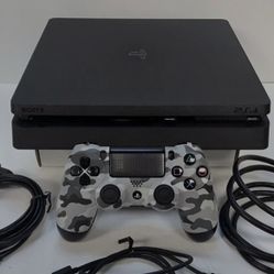 Ps4 Slim With Games And 2 Controller 