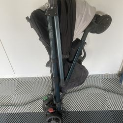 Pups baby G Luxe Stroller