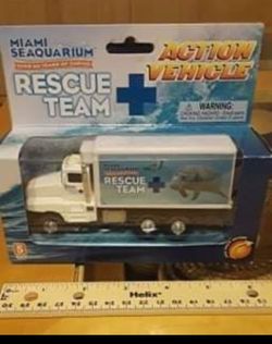 NEW Miami Seaquarium Rescue Team toy truck $5 FIRM
