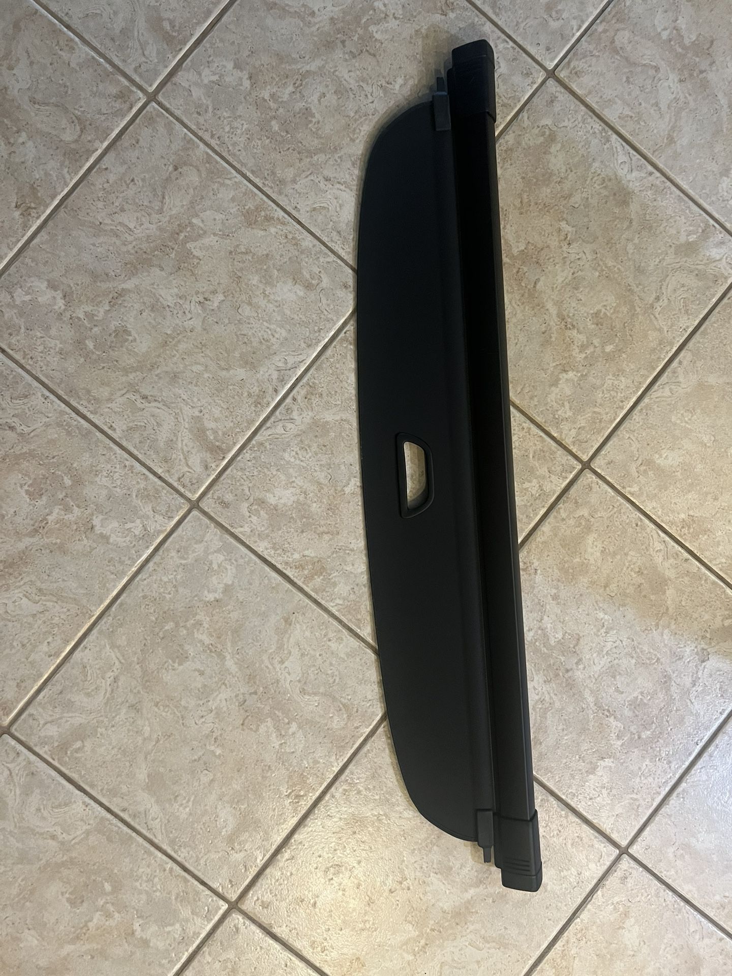 Genuine Mercedes GLC300 Retracting Cargo Cover, Black