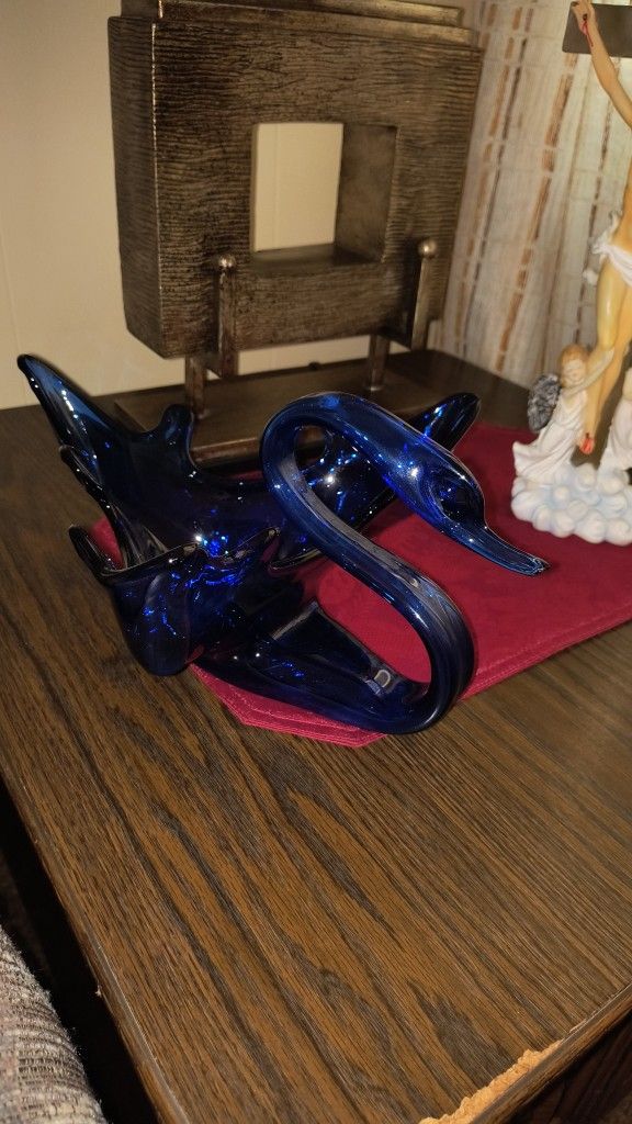 Vintage Cobalt Blue Hand Blown Swan