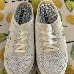Skechers 7.5