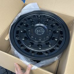 Black Rhino Arsenal Size 17x8 Offset +38 Bolt Pattern 6x130 Sprinter Van Mercedes 