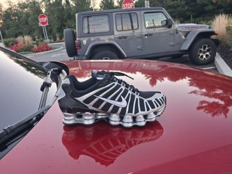 Brand New And Original Kid's Nike Shox Sneakers Size 4y, 5.5y and 6.5y