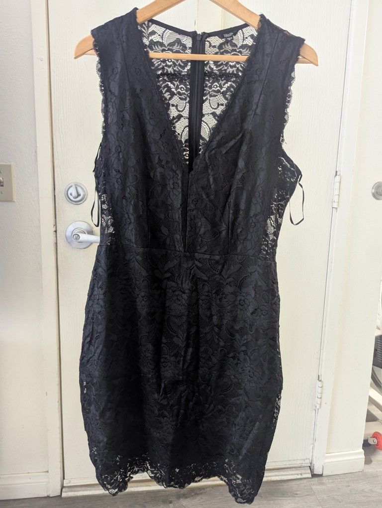 Pre-owned Elegant Black XL Guess  Lace Dress