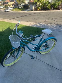Beach cruiser bike