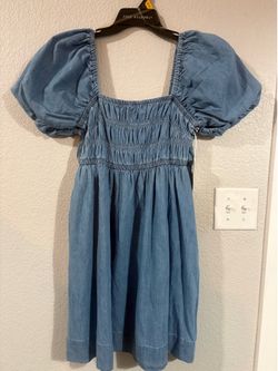 Women’s Puff Sleeve mini dress