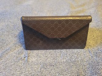 Gucci sunglasses wallet