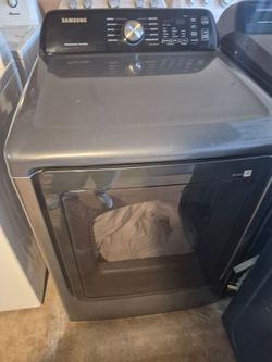 LIKE NEW ELECTRIC DRYER