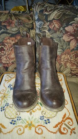 Rocket dog ( size9) brown boots