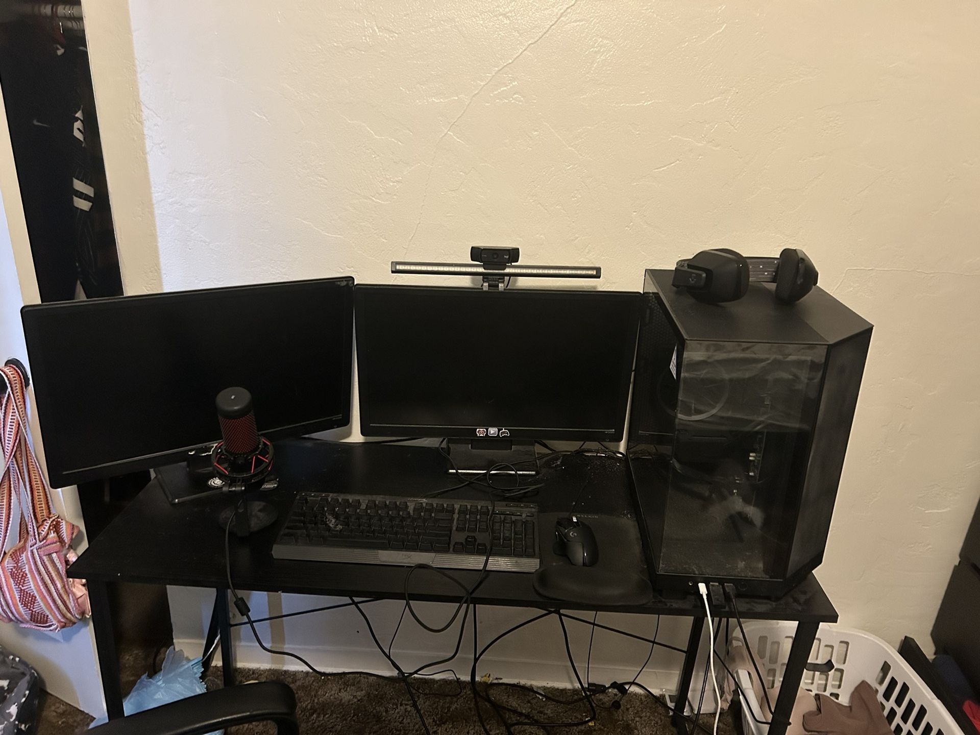 Gaming PC Setup (Semi Flexible)