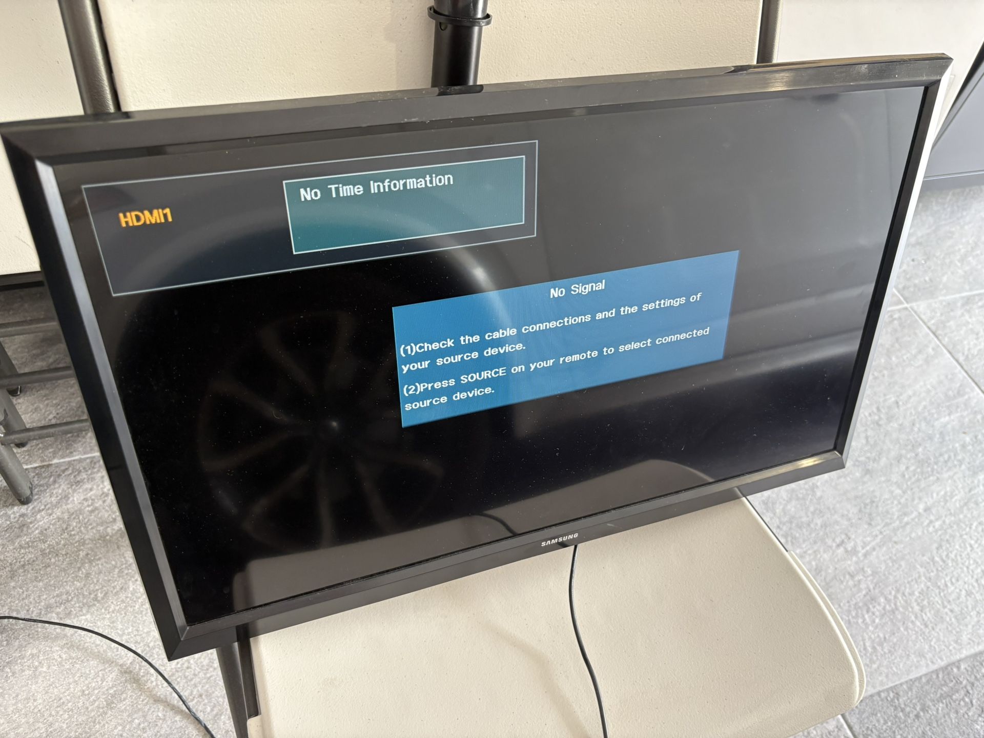 Samsung tv 24” with the pole for ceiling attachment. Perfect condition