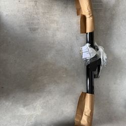 CURT 13200 CLASS 3 TRAILER HITCH, 2" RECEIVER, SELECT TOYOTA HIGHLANDER 