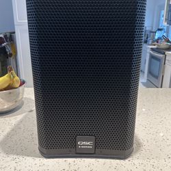 6 Speakers, QSC E-10