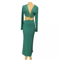 Women 2  piece Skirt and Cardigan Sz XL Green
