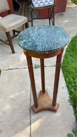 Plant stand