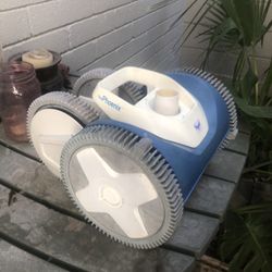 Pool Cleaner Hayward 4 Wheeler 